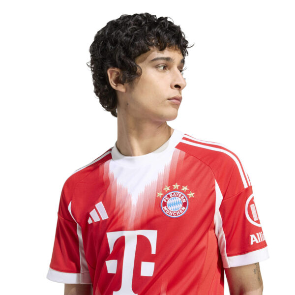 Bayern München Heimtrikot 2025/26